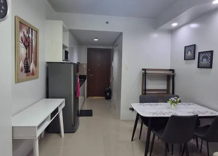 Idyllic 1-bedroom Front Of Mall Of Манила